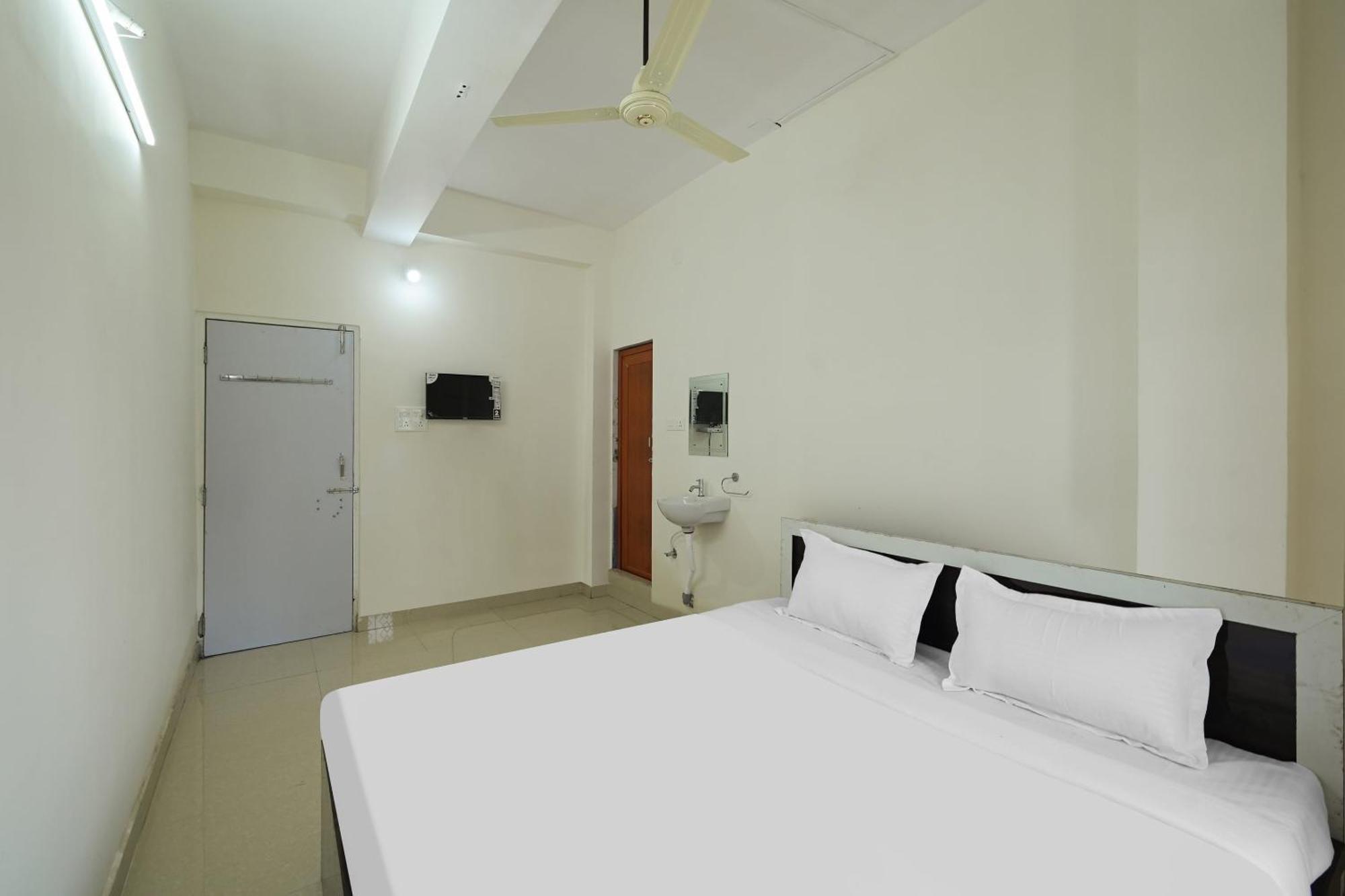 Hotel O Prateek A Residency Бхубанешвара Экстерьер фото